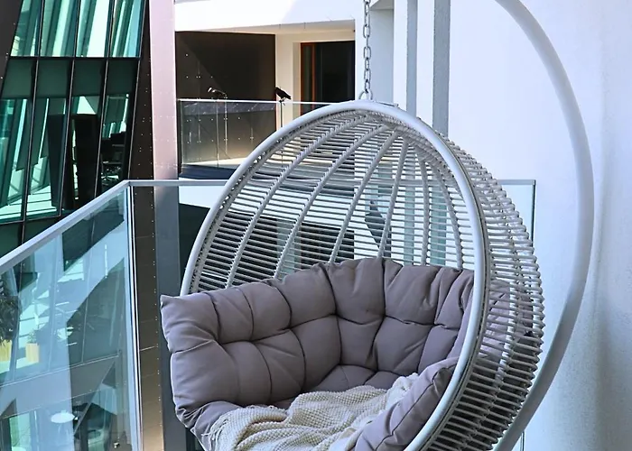 Apartment Centrum Sunset - Dwa Balkony & Darmowy Parking Podziemny & Stare & Galeria & Widok & Planetarium & Centrum Miasta Olsztyn (Warmian-Masurian)